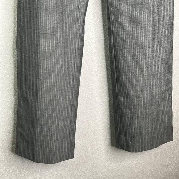 Banana Republic The Logan Fit Wool Gray Pinstripe Stretch Wide Leg Pants Size 0P - Picture 3 of 8